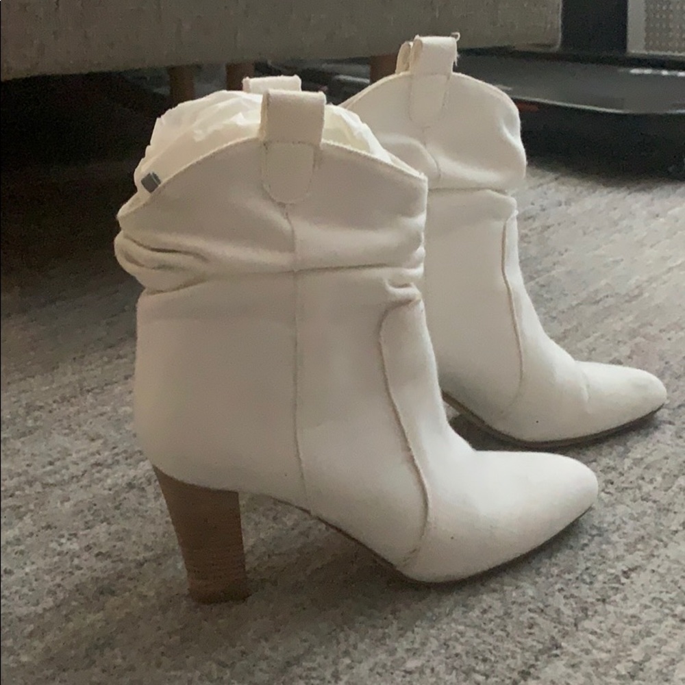 SJP by Sarah Jessica Parker